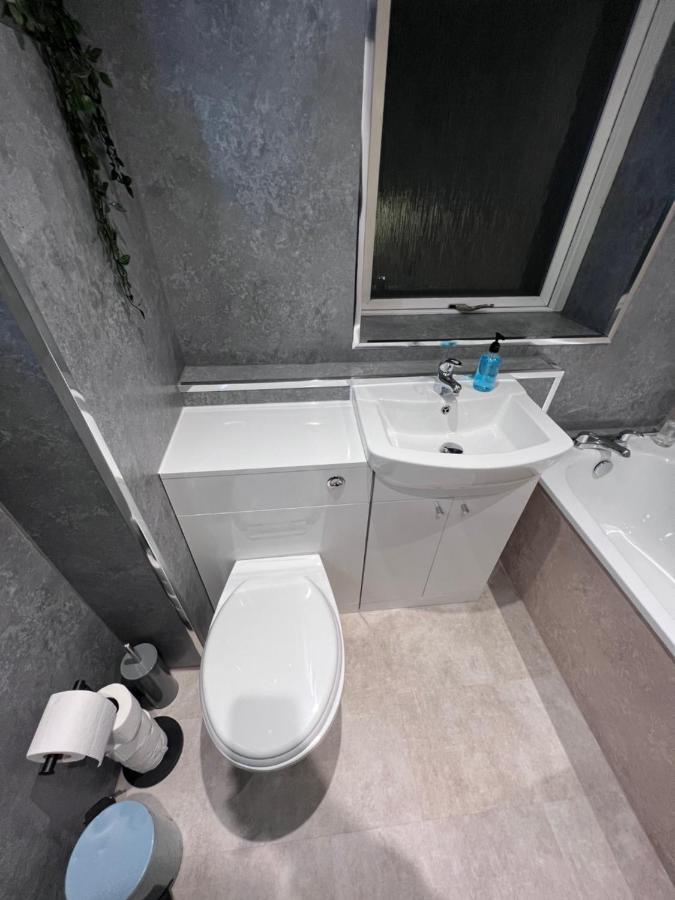 Crags View Apartment On The Royal Mile Edimburgo Exterior foto